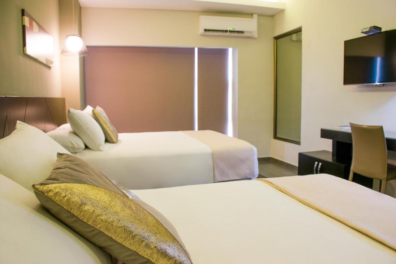 Remfort Hotel Santa Ana Ngoại thất bức ảnh